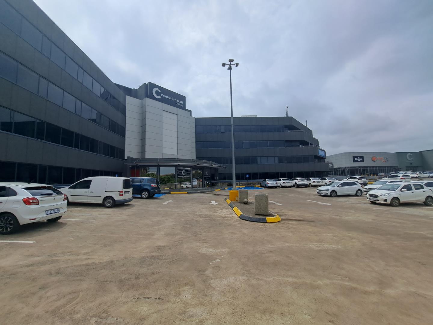 Property #P00006397, Retail rental monthly in Centurion Central